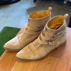 Tan Ankle Boots with Buckle Straps-as is